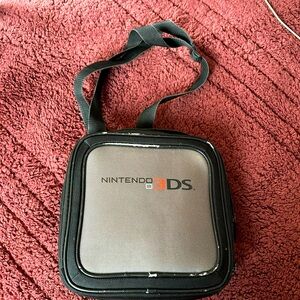 Nintendo 3DS Hand Console and Game Case